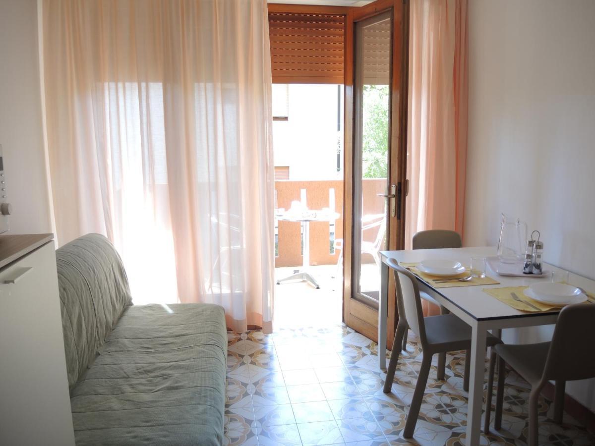 Condominio Corinzia Bibione Exterior foto